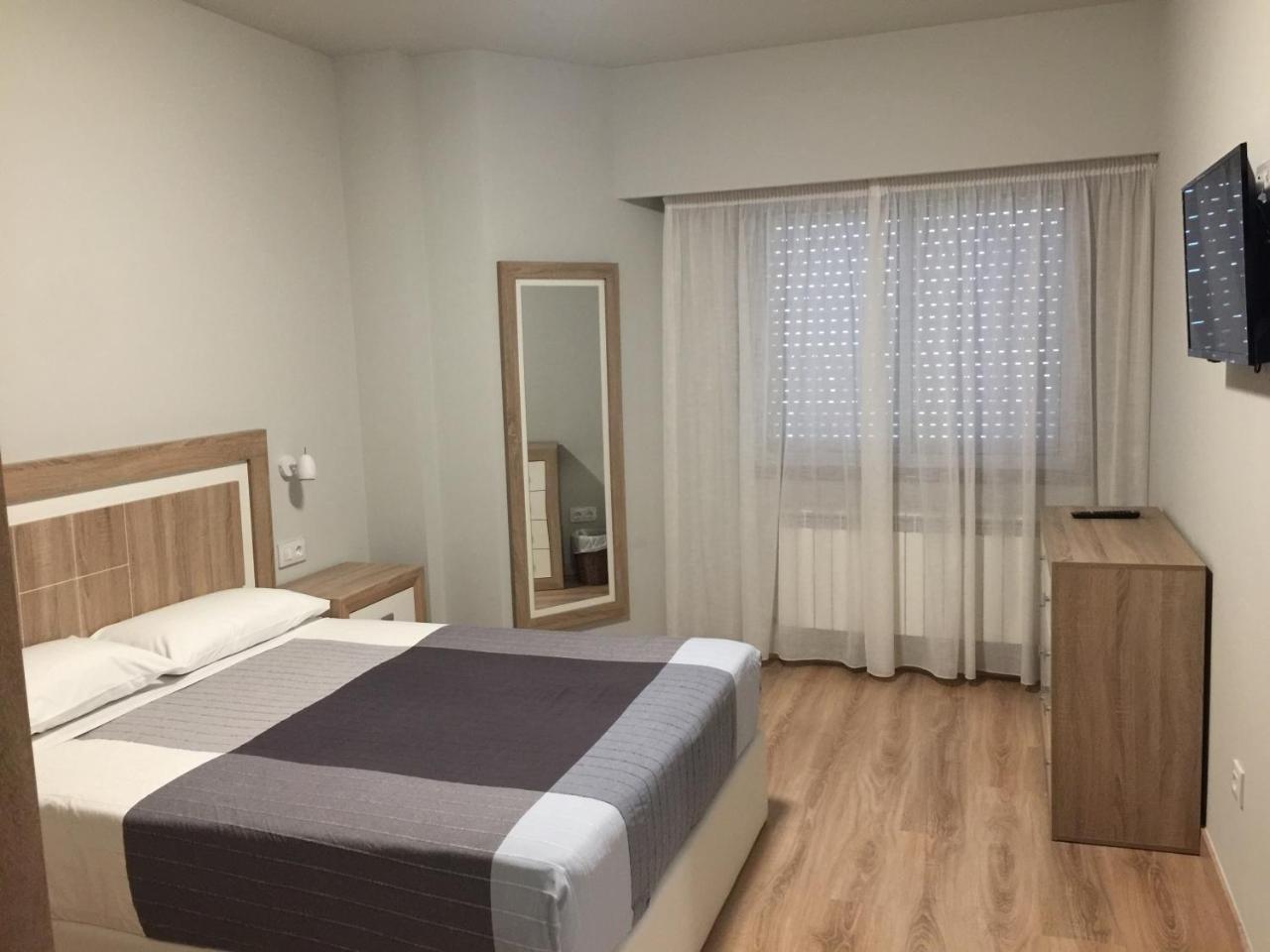 Hotel Celanova Zewnętrze zdjęcie